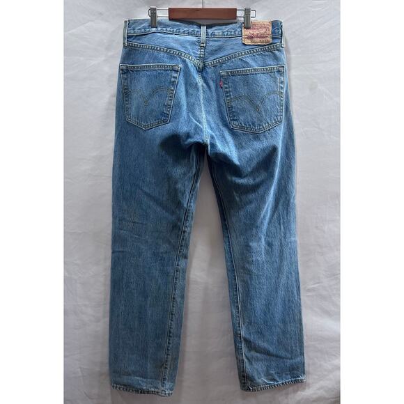 Levi's Mens 501 Button Fly Original Fit Size 34x34 Straight Leg Light Blue Jeans - Picture 2 of 12